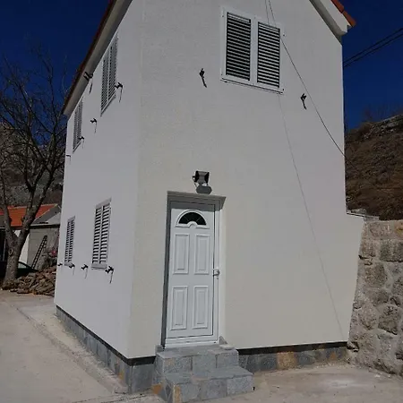 Porto Njegusi A2 Apartment Cetinje Exterior photo